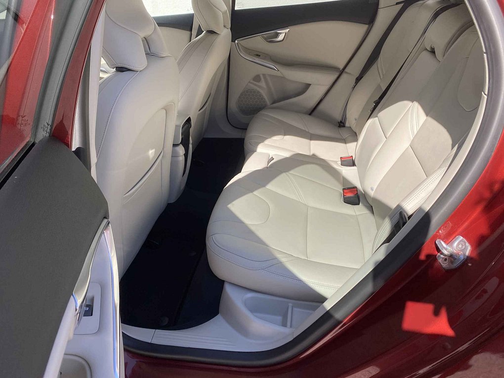 Volvo V40 2.0 D2 