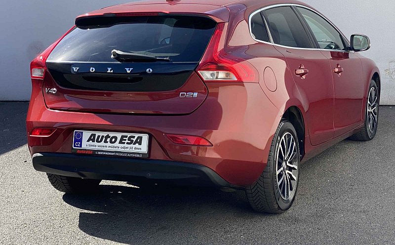 Volvo V40 2.0 D2 