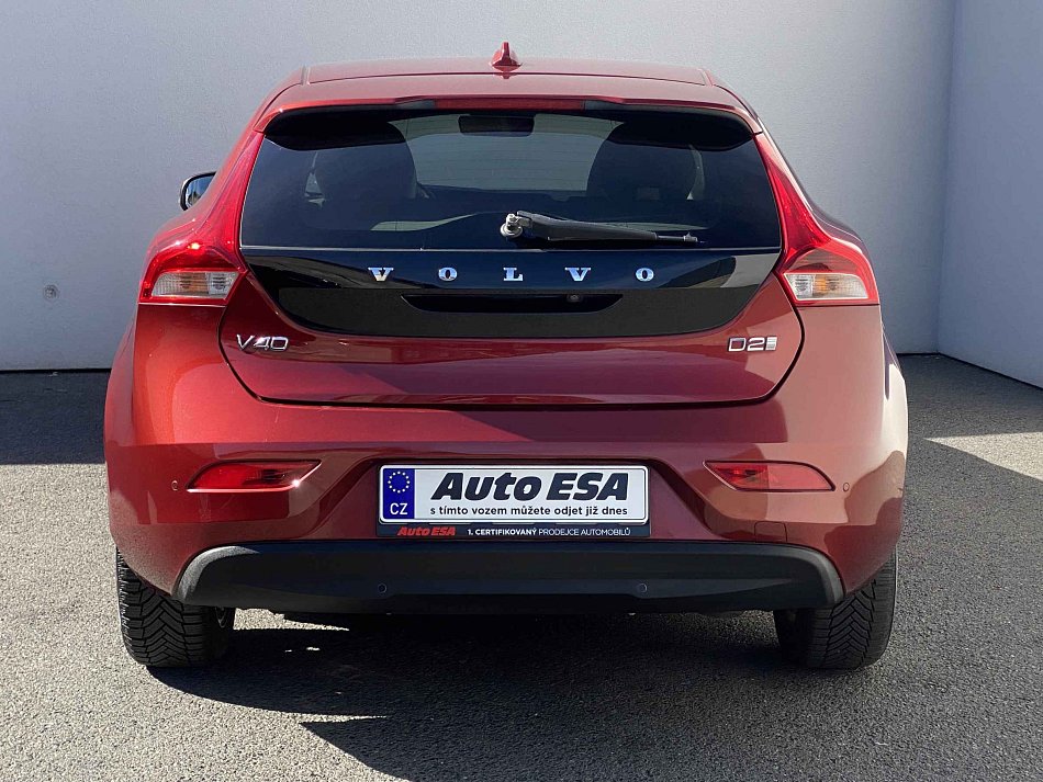 Volvo V40 2.0 D2 