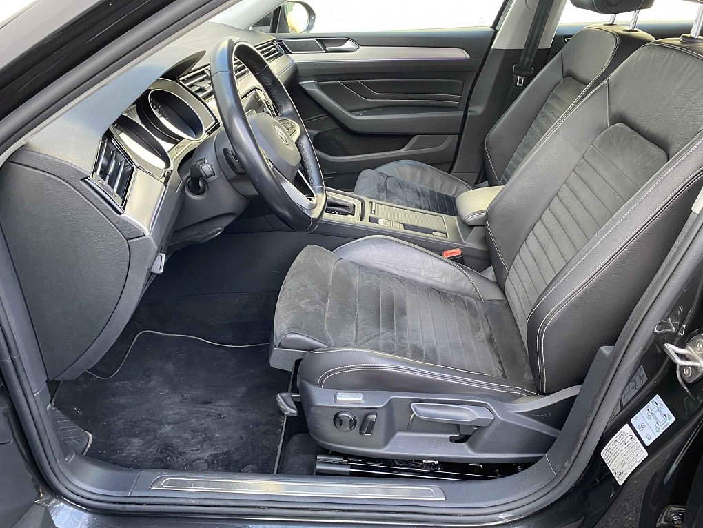 Volkswagen Passat 1.6 TDi Elegance