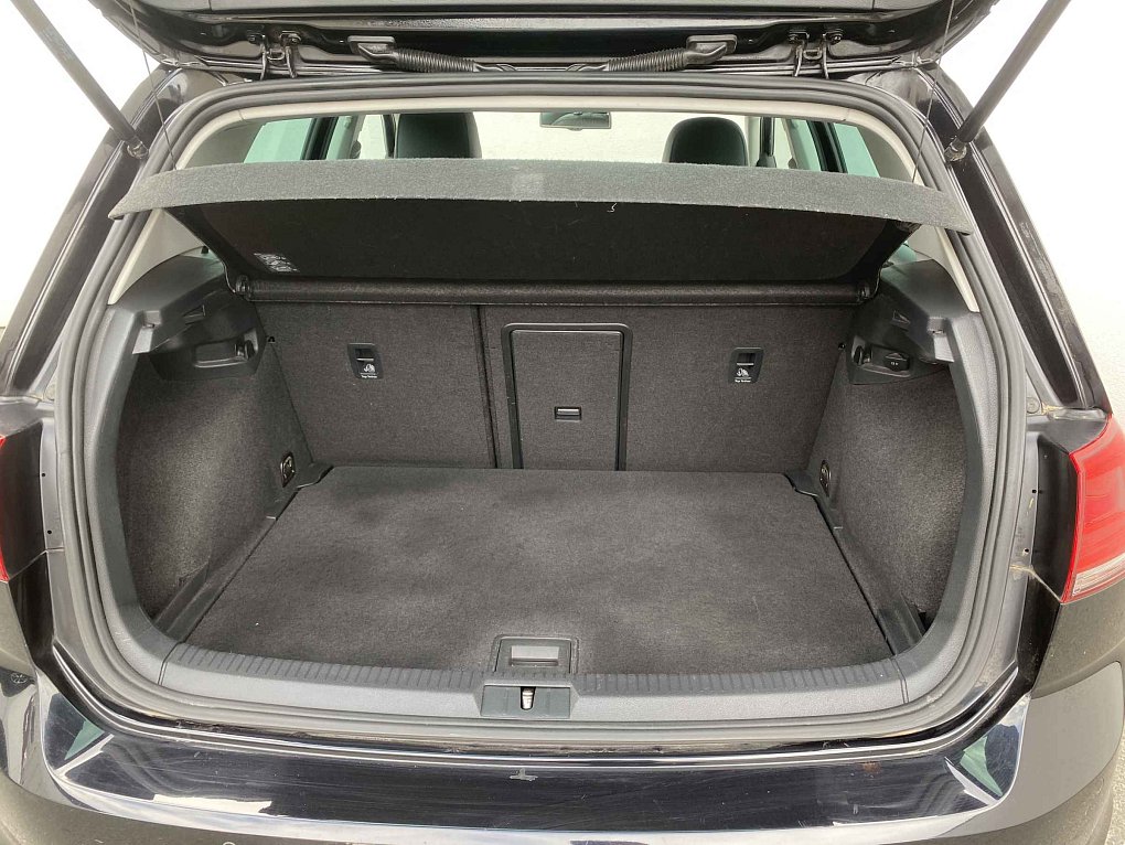 Volkswagen Golf 1.2 TSi Comfortline VII