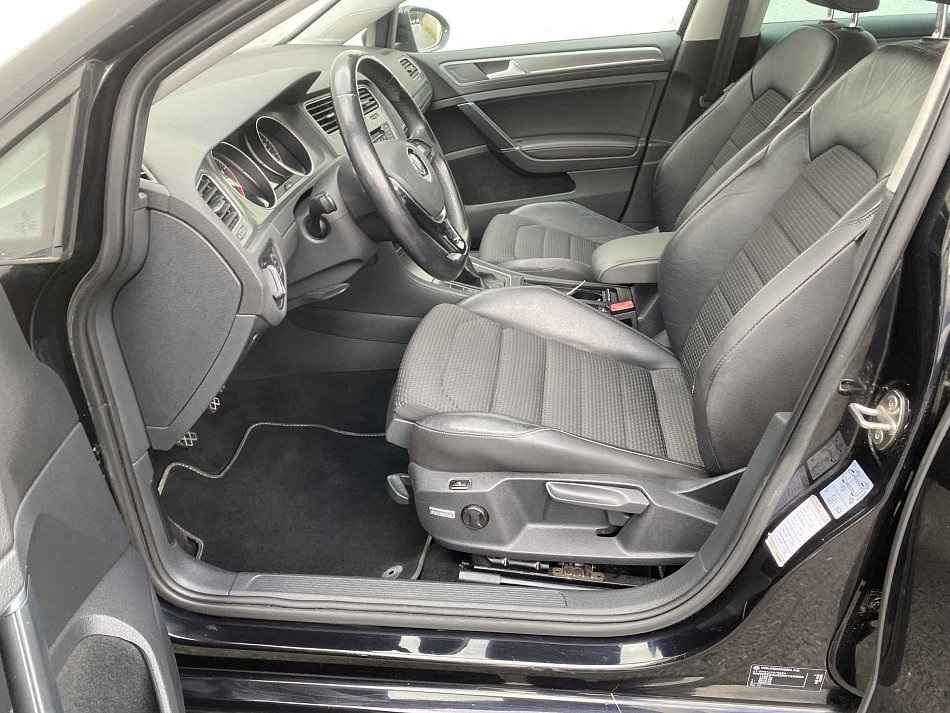 Volkswagen Golf 1.2 TSi Comfortline VII