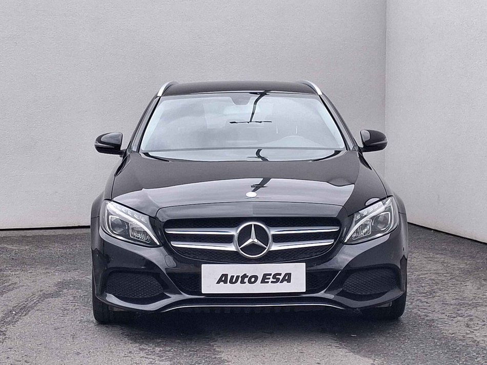 Mercedes-Benz Třída C 2.0 i Avantgarde C200