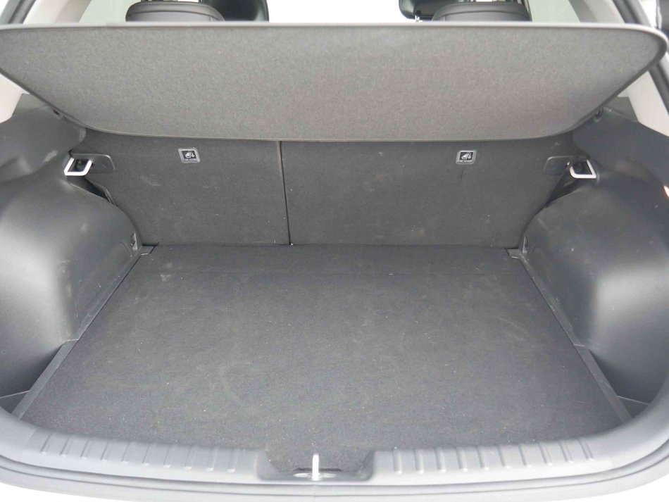Kia Niro 1.6 GDi HEV 