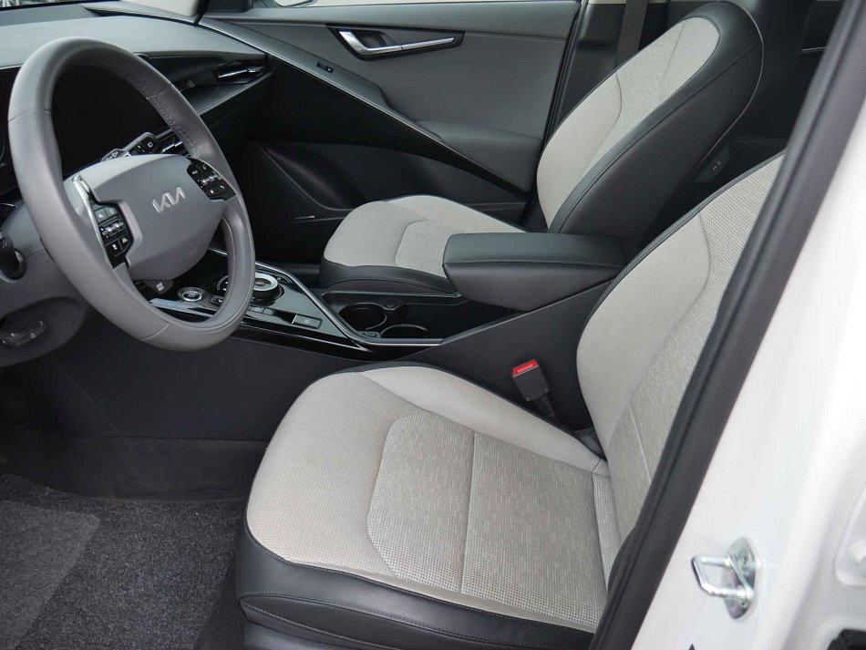 Kia Niro 1.6 GDi HEV 