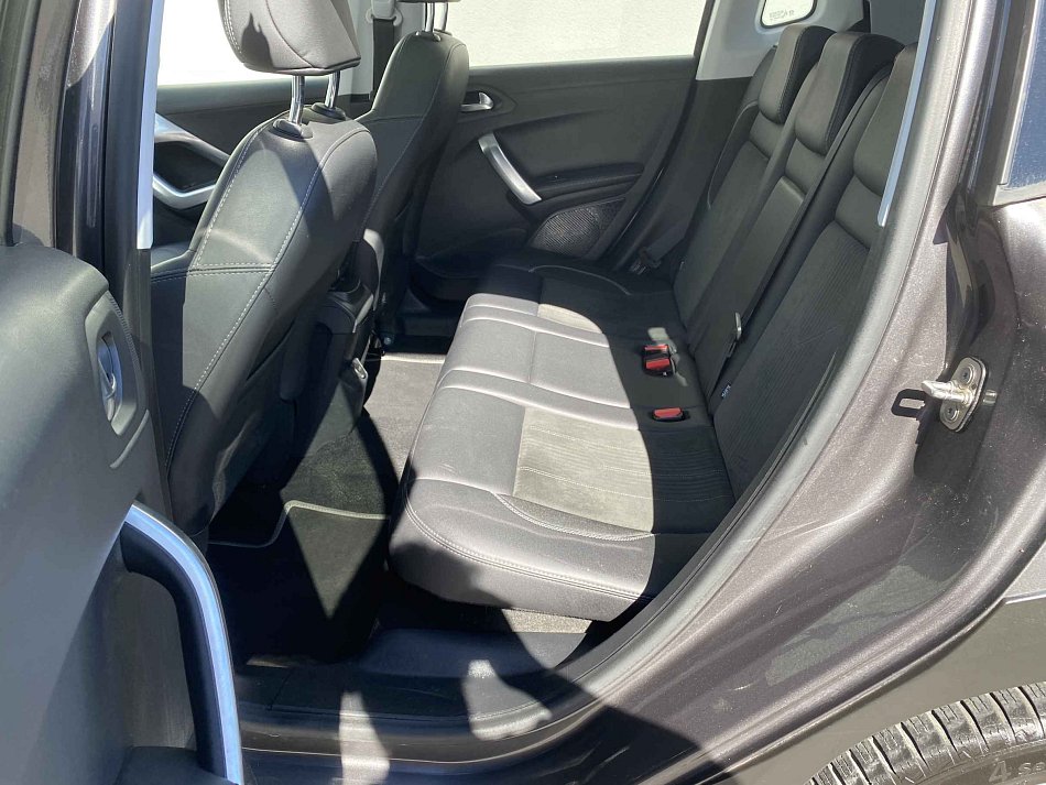 Peugeot 2008 1.2 PT Crossway