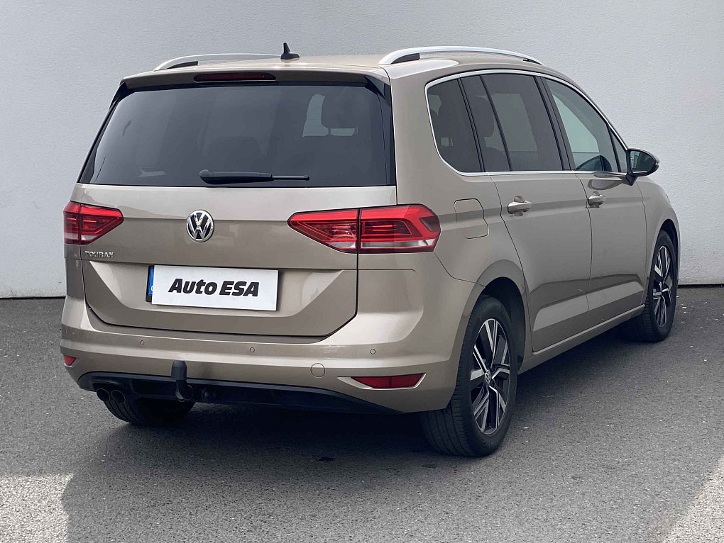 Volkswagen Touran 2.0TDi 