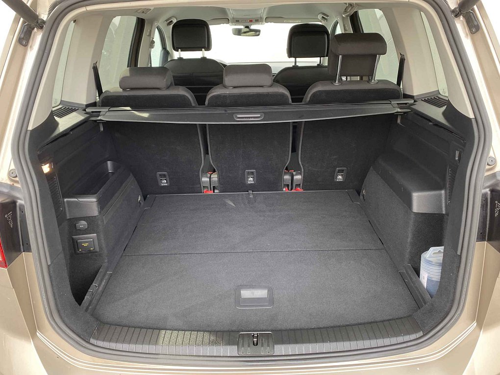 Volkswagen Touran 2.0TDi 