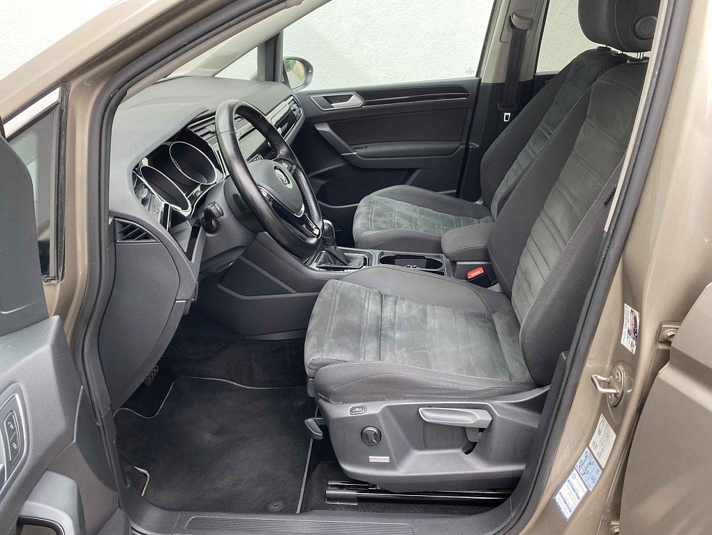 Volkswagen Touran 2.0TDi 