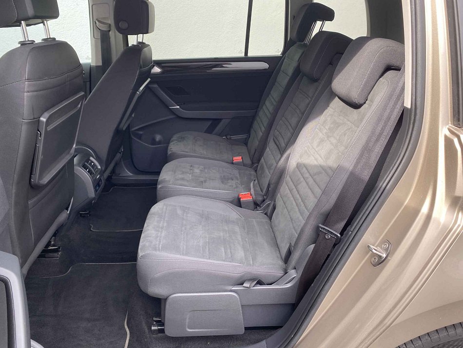Volkswagen Touran 2.0TDi 