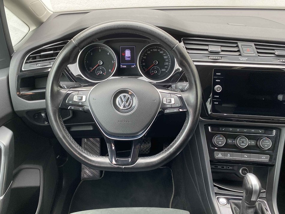 Volkswagen Touran 2.0TDi 