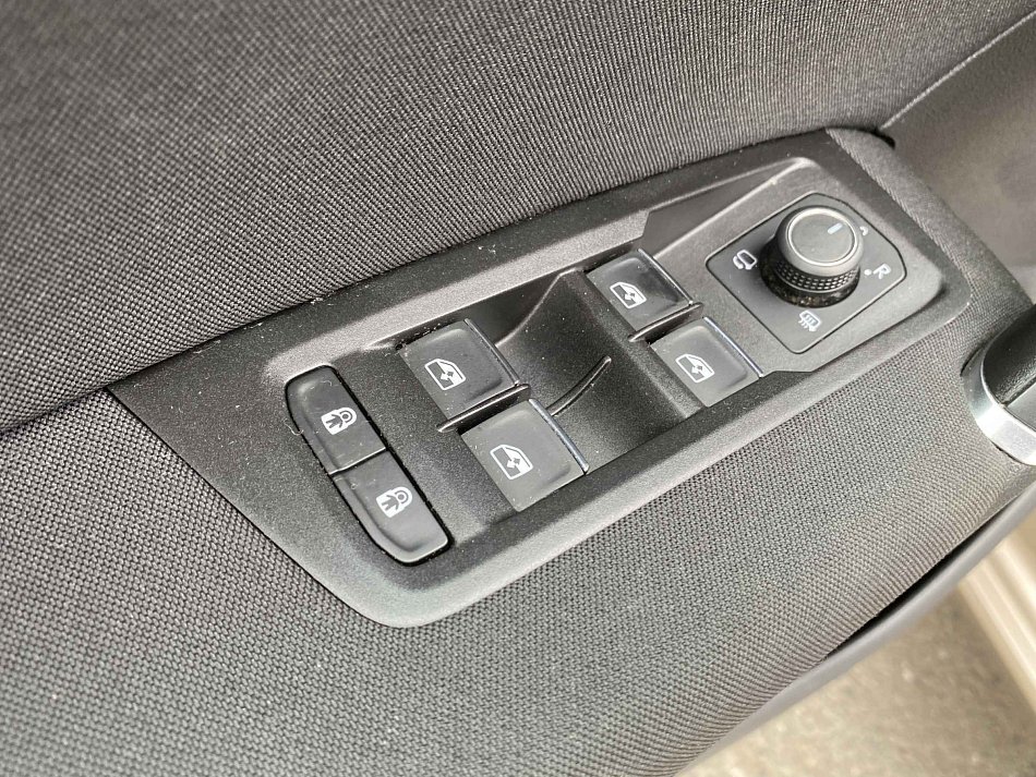 Volkswagen Touran 2.0TDi 