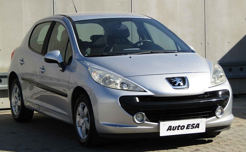 Peugeot 207 1.4 i 