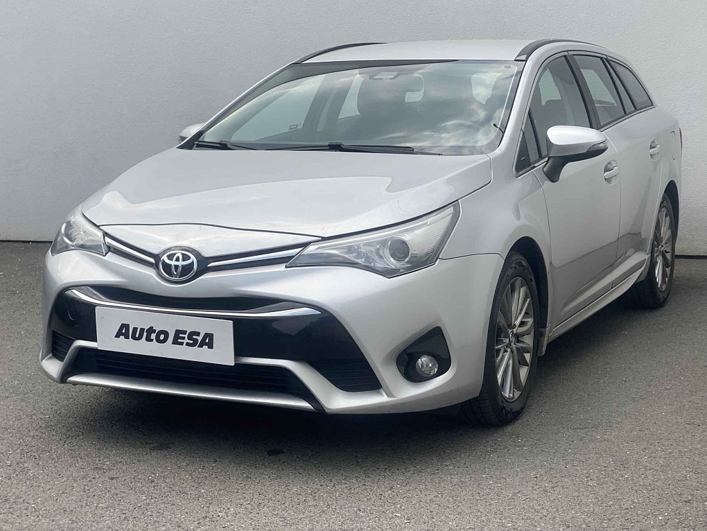 Toyota Avensis 2.0D-4D 