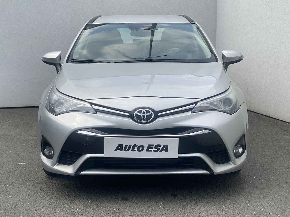 Toyota Avensis 2.0D-4D 