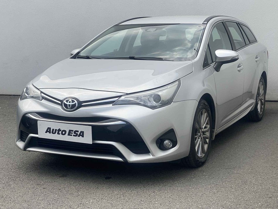 Toyota Avensis 2.0D-4D 