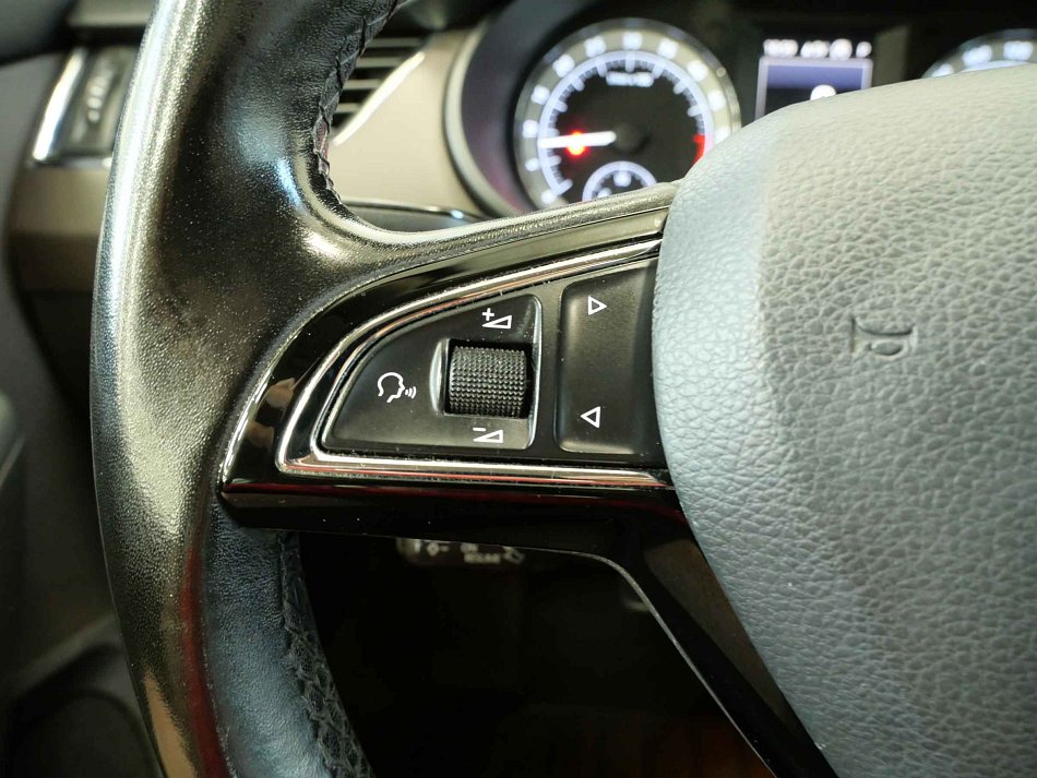 Škoda Octavia III 2.0 TDi L&K 4x4