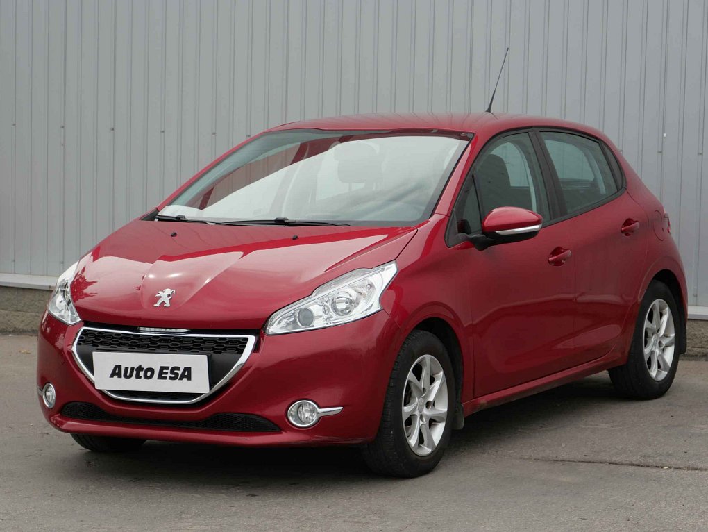 Peugeot 208 1.2 PT 