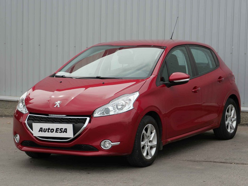 Peugeot 208 1.2 PT 