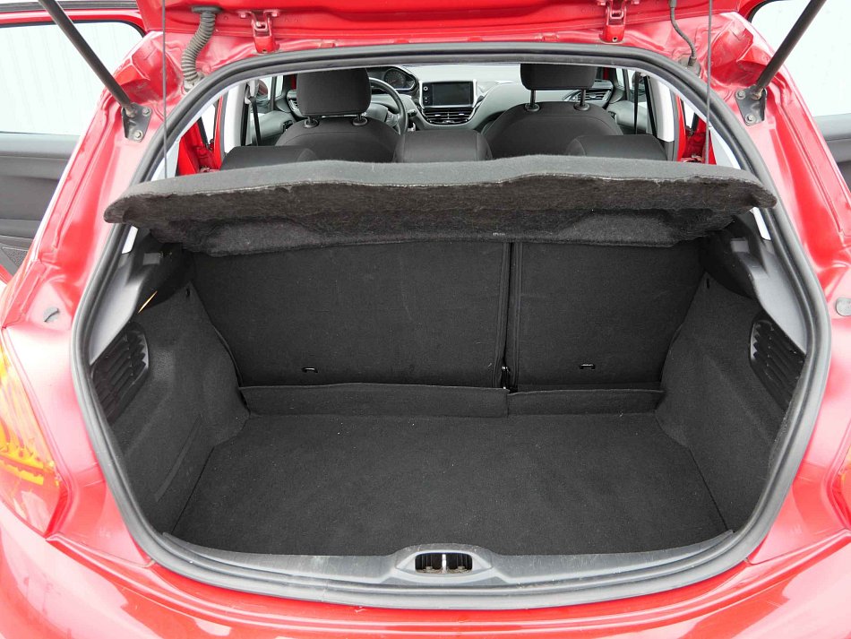 Peugeot 208 1.2 PT 