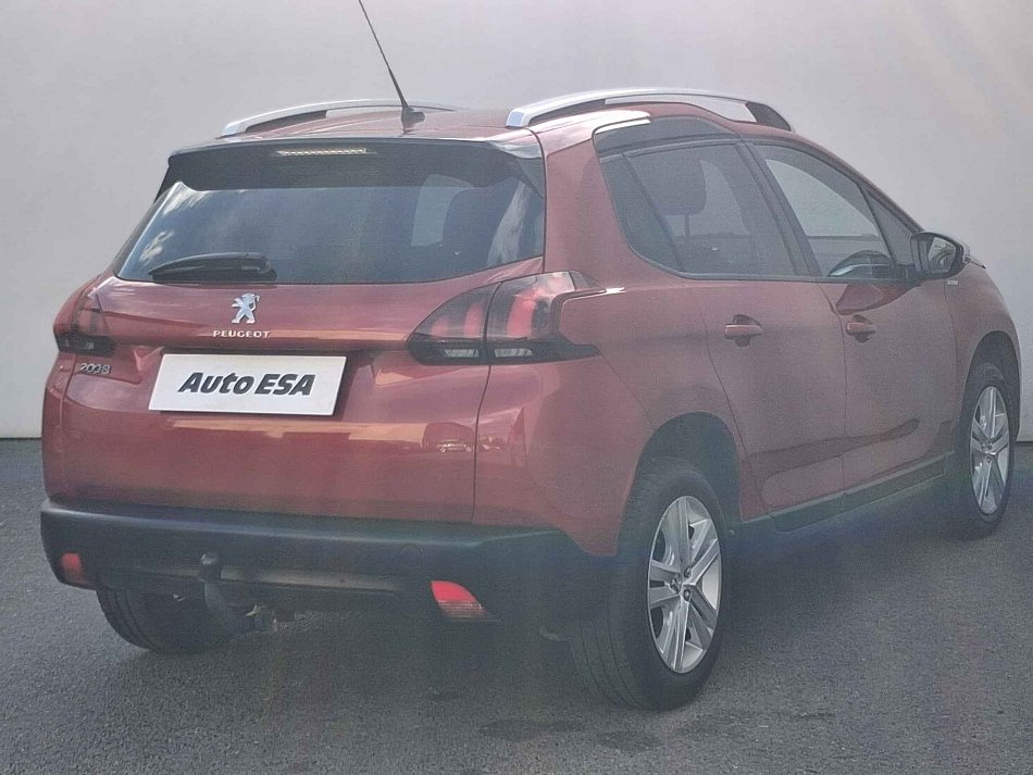 Peugeot 2008 1.2 PT Style