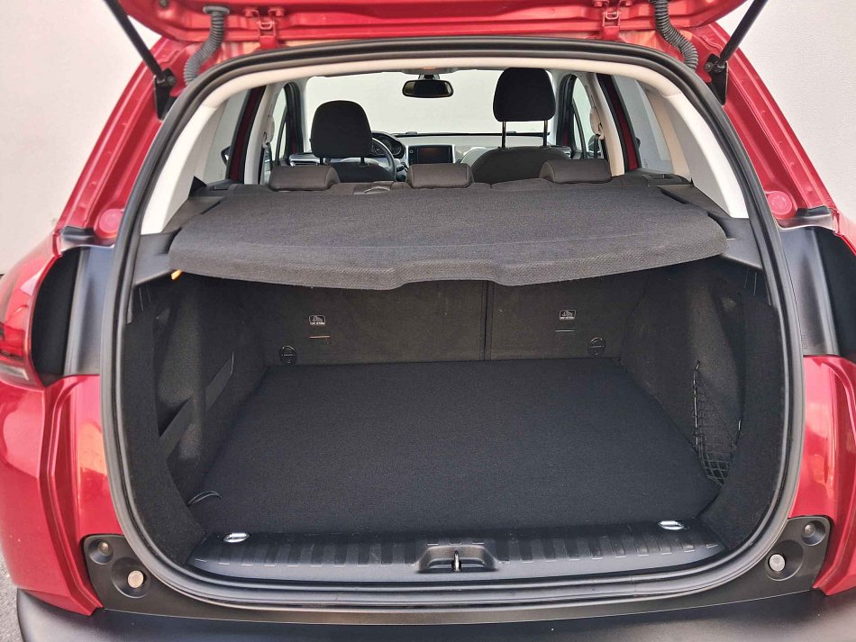 Peugeot 2008 1.2 PT Style